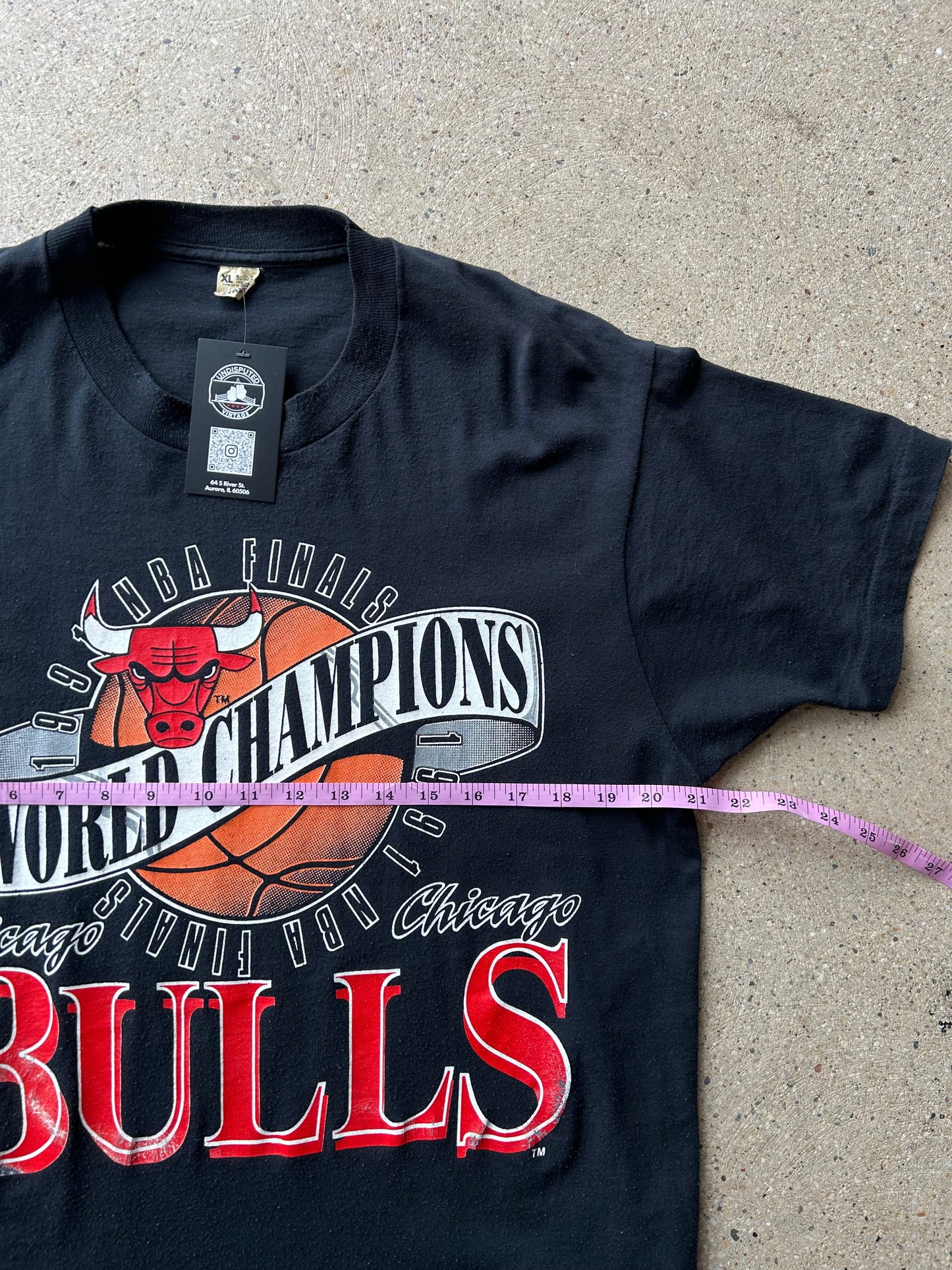 Vintage 1991 Chicago Bulls Tee Size Large