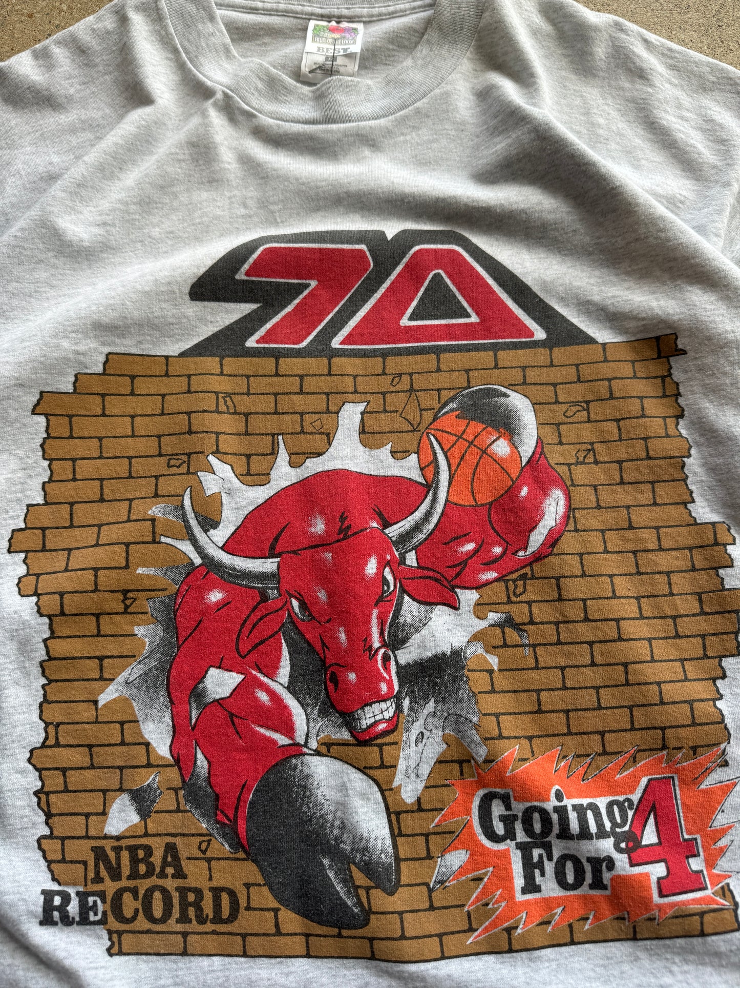 Vintage Chicago Bulls Breakthrough T Shirt Size XL